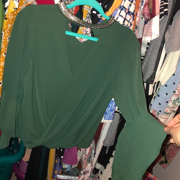 Green bedazzled collar blouse - Picture 1 of 1
